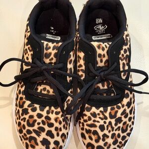 Athletic Works Leopard Print Women's Sneakers size 8